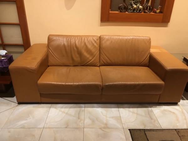 leather-sofa-sagging